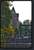 Blick vom Stadtkanal auf den Steintorturm