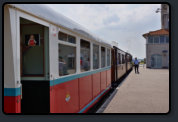 Im Bahnhof von Port Zelande