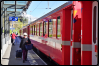 Die Albulabahn im Bahnhof von Thusis