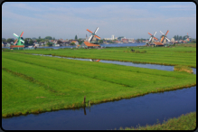 Blick vom Aussichtsturm auf die Windmhlen an der Zaan