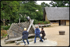 Sackschleuder im Gallischen Dorf (Village Gaulois)