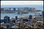 Blick vom Tokyo Tower auf die Rainbow Bridge