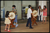 Gion-Trommler-Nachwuchs in der Fugngerzone