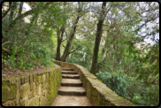 Treppen hinauf zum Viaduct