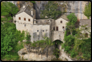 Blick auf den Ort Castelbouc