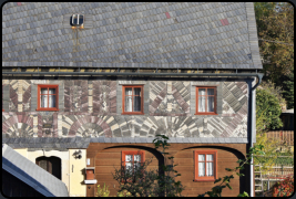 Schieferfassade eines Umgebindehaus