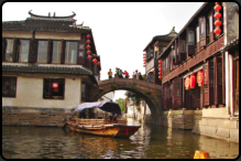 Bootsfahrt auf den Kanlen von Zhouzhuang