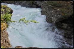 Die Rauma zwengt sich in die Schlucht und wird zum Slettafossen