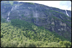 Wasserflle bei Marstein, Trollveggen