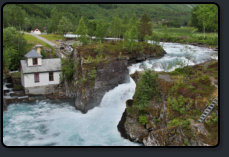 Wasserfall und Kleinkraftwerk nrdlich von Valldalen