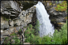 Der Weg hinter den Storsaeterfossen