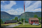 Blick von Urnes auf den Lusterfjord, einem Seitenarm des Sognefjords