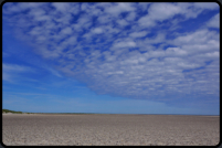 Weie Wolken ber den Strand bei Grenen, der Norspitze Dnemarks